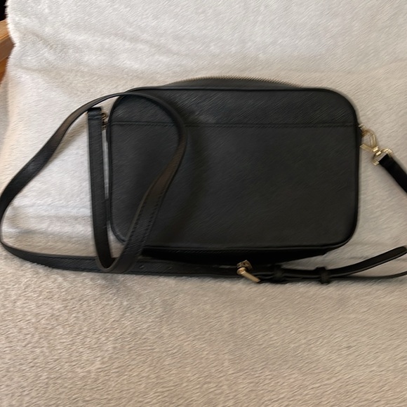 Henri Bendel small crossbody - Picture 5 of 5